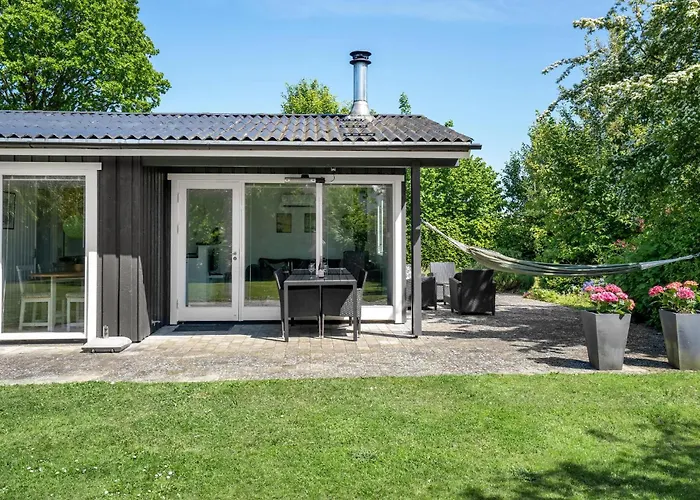 Vakantiehuis Lovely In With Kitchen *