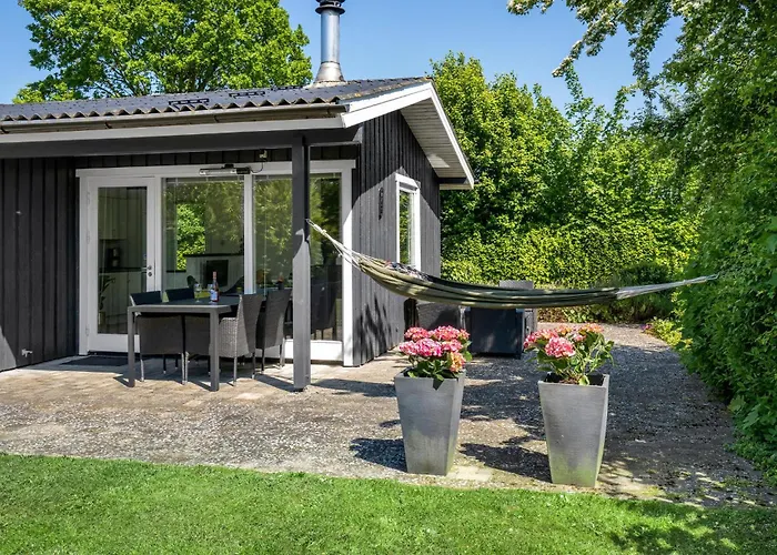 Vakantiehuis Lovely In With Kitchen Hejls